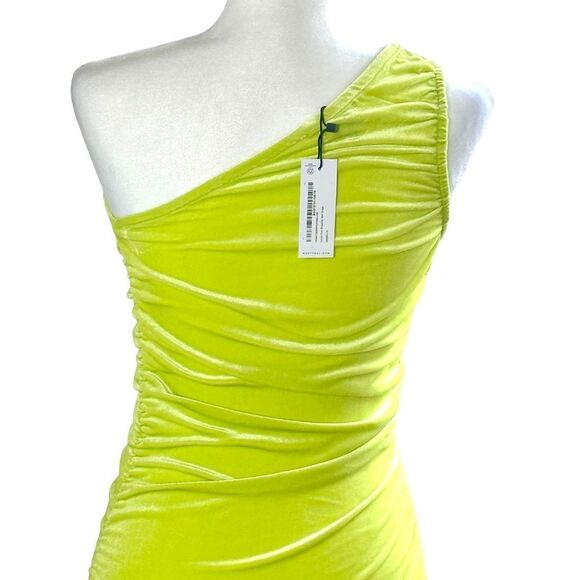 Nasty Gal lime green velvet one shouldered mini dress, size 6, NWT - Picture 6 of 11